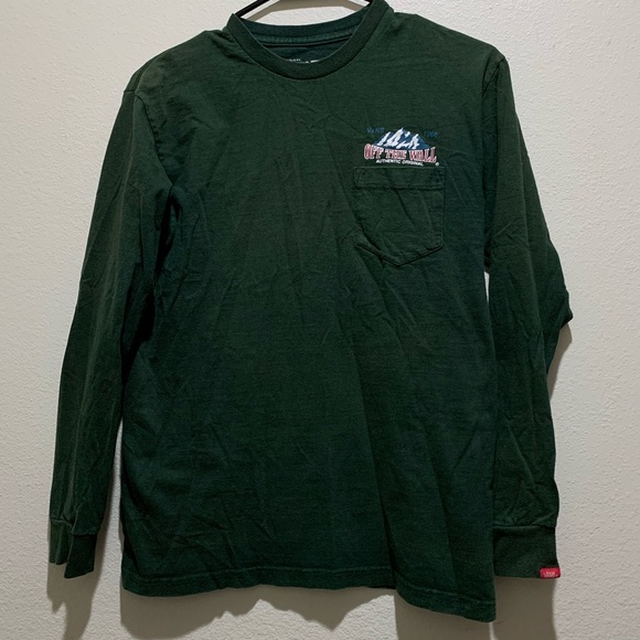 Vans Tops - ✨3/$15 Vans Long Sleeve Tshirt